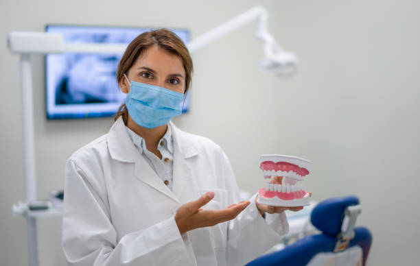 Best Emergency Dental Extractions in Country Knolls, NY